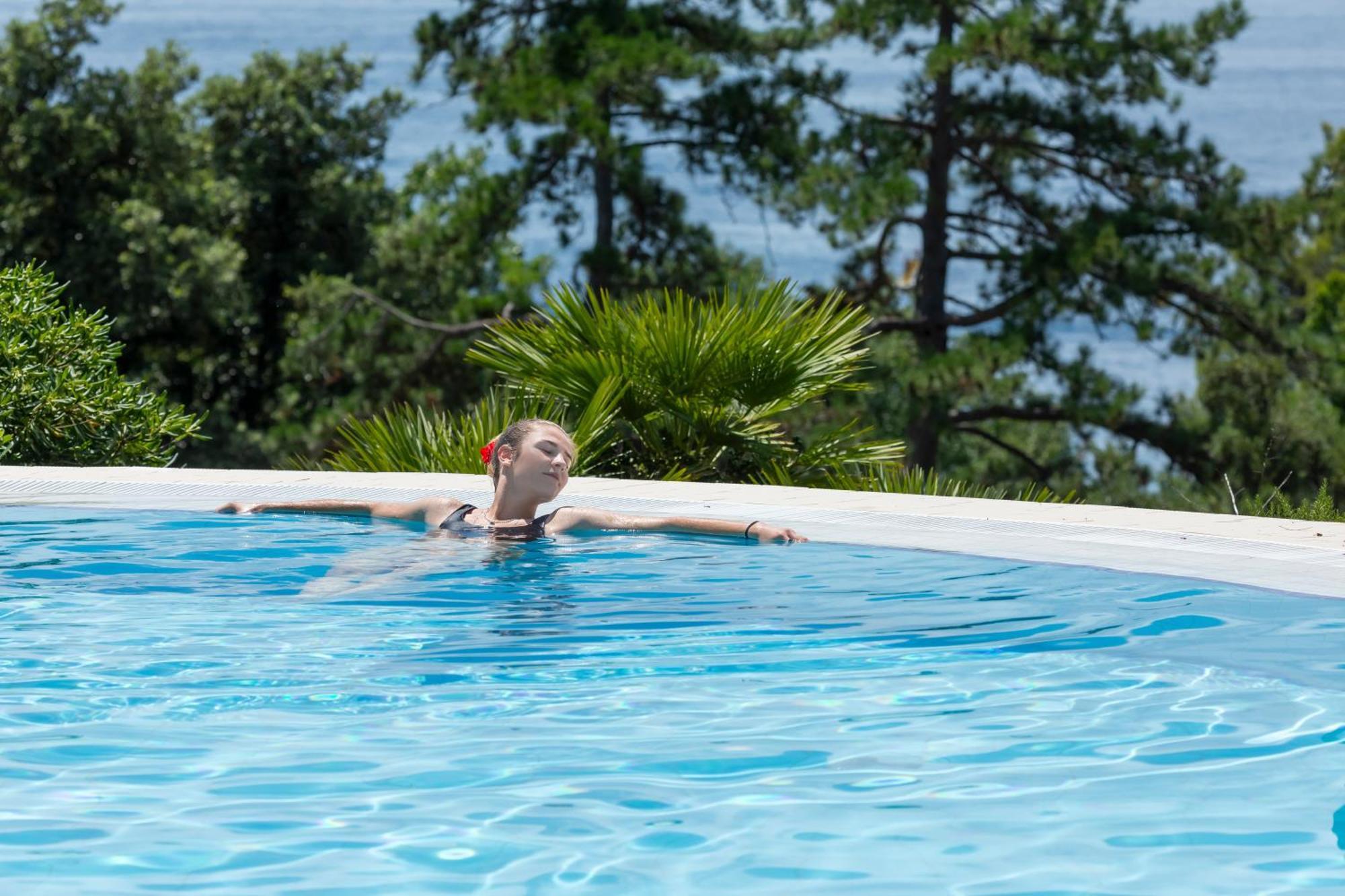 Hotel Kvarner Palace Crikvenica Exteriör bild